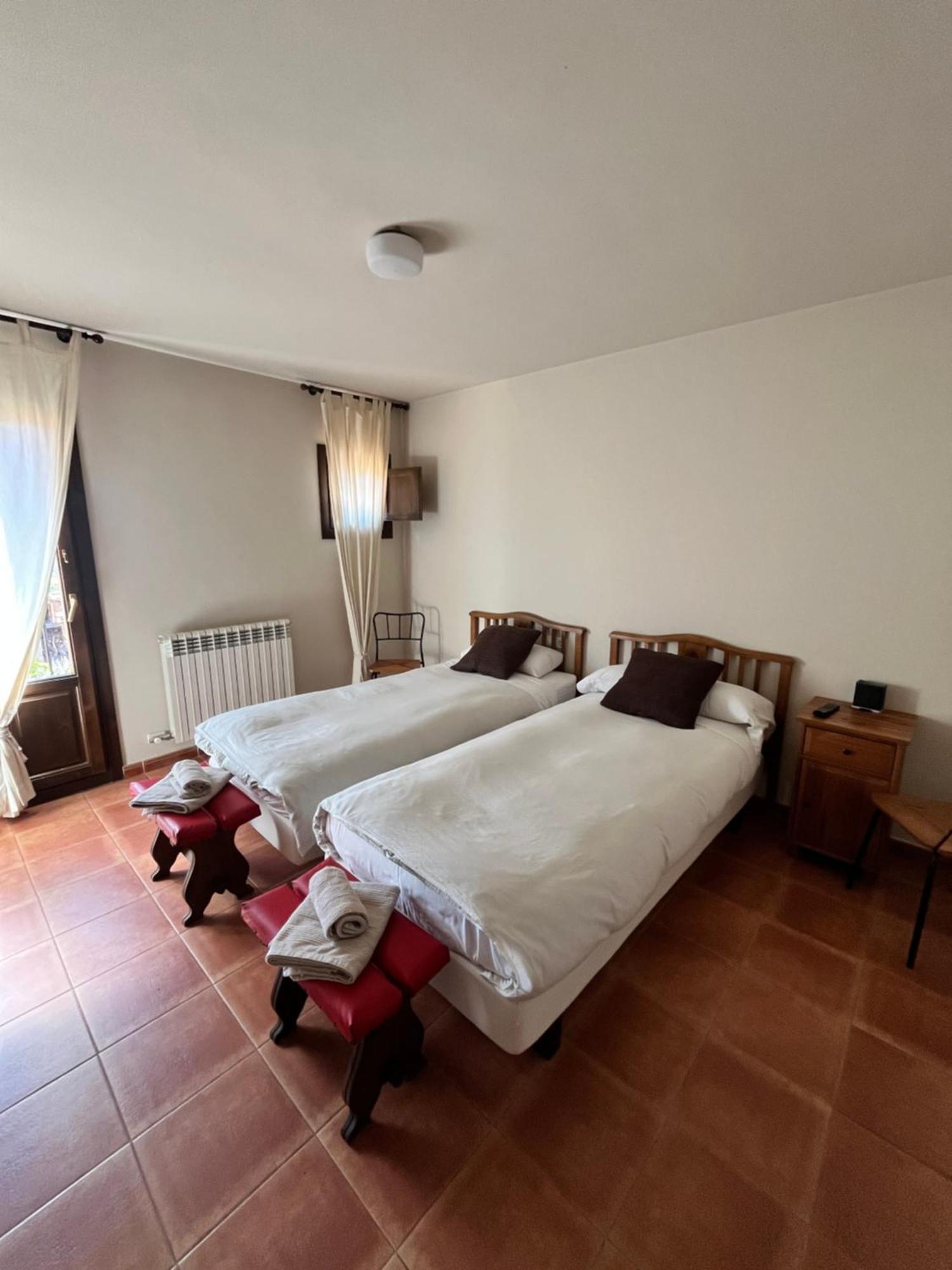 Hotel Cabraberry à Cabra de Mora Extérieur photo