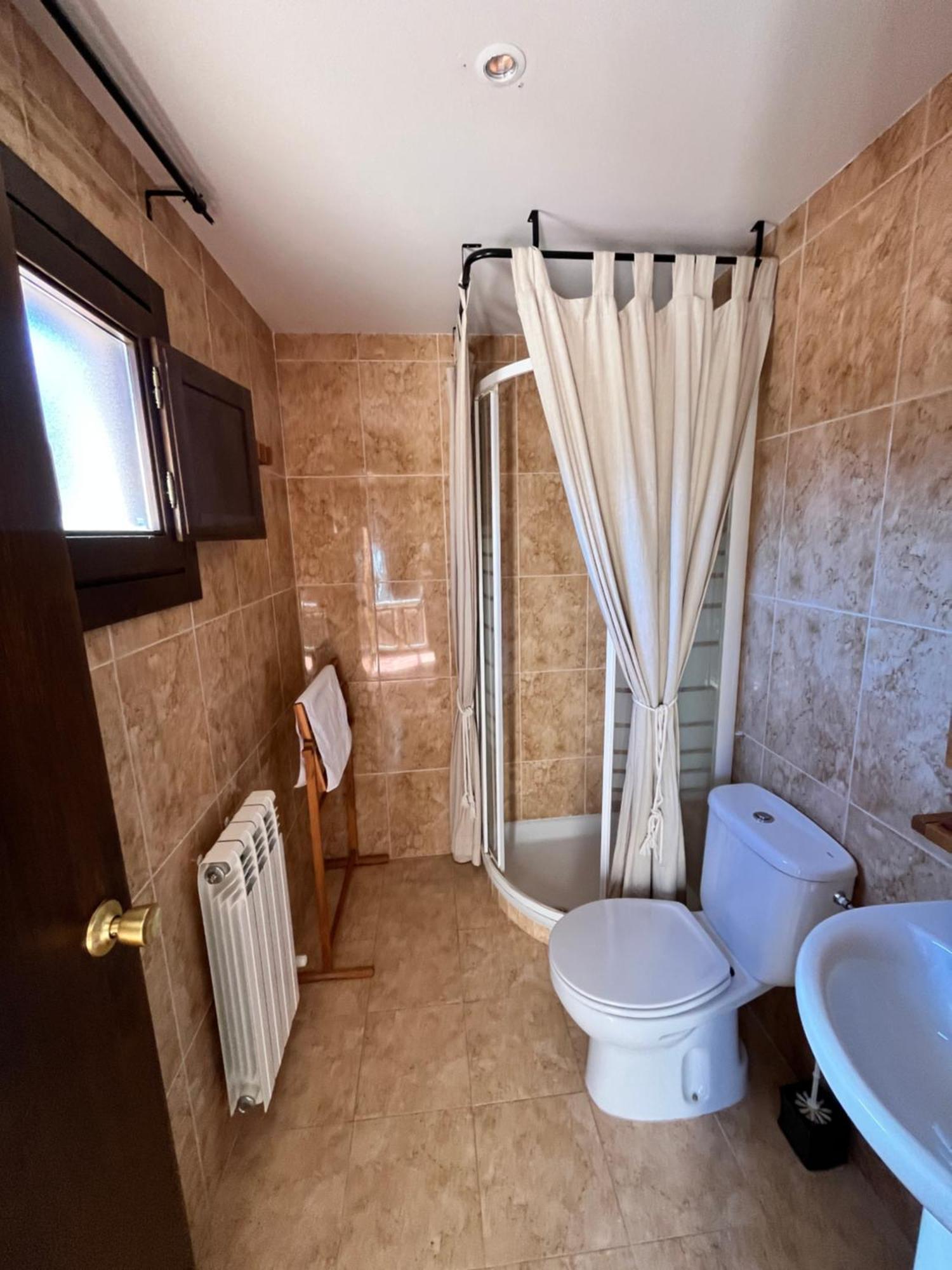 Hotel Cabraberry à Cabra de Mora Extérieur photo
